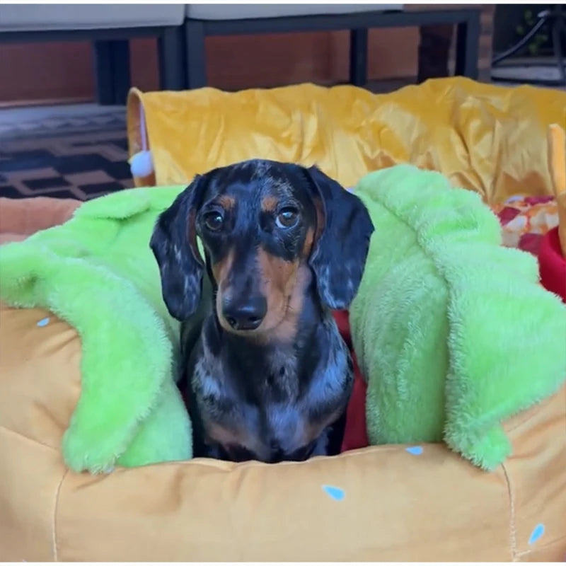 Hot Dog Shaped Pet Bed Four Seasons Usable Dog Mat Cute Puppy Sleeping Nest Soft Cat Bed Warm Comfortable Household Product